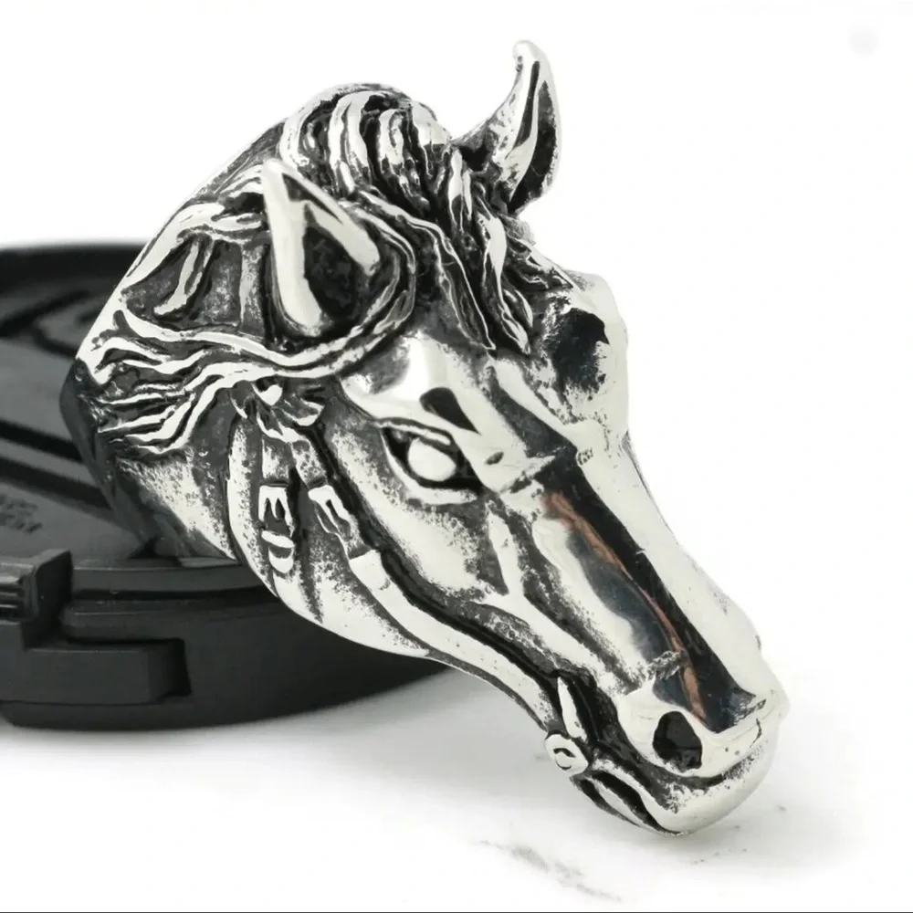 Silver Horse Head Ring so 14.5